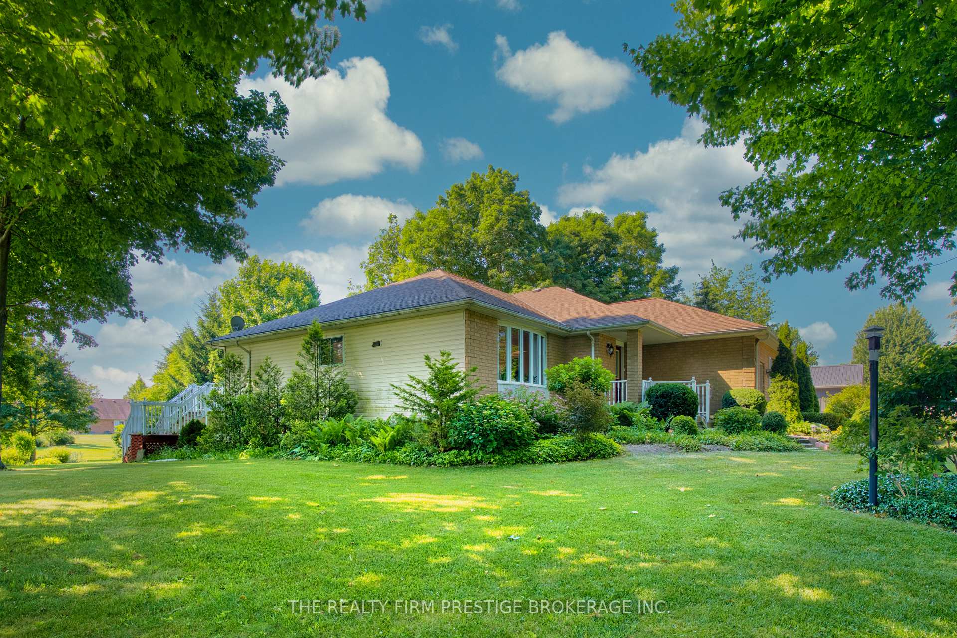 Photo 3 of 25189 Gray Line, West Elgin, Rural West Elgin — HOMEH