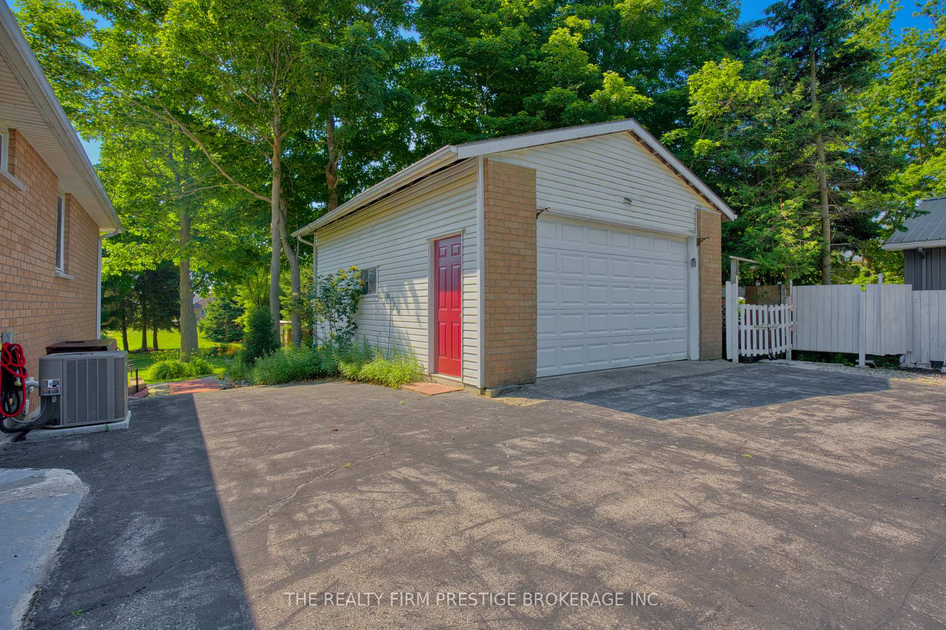 Photo 36 of 25189 Gray Line, West Elgin, Rural West Elgin — HOMEH