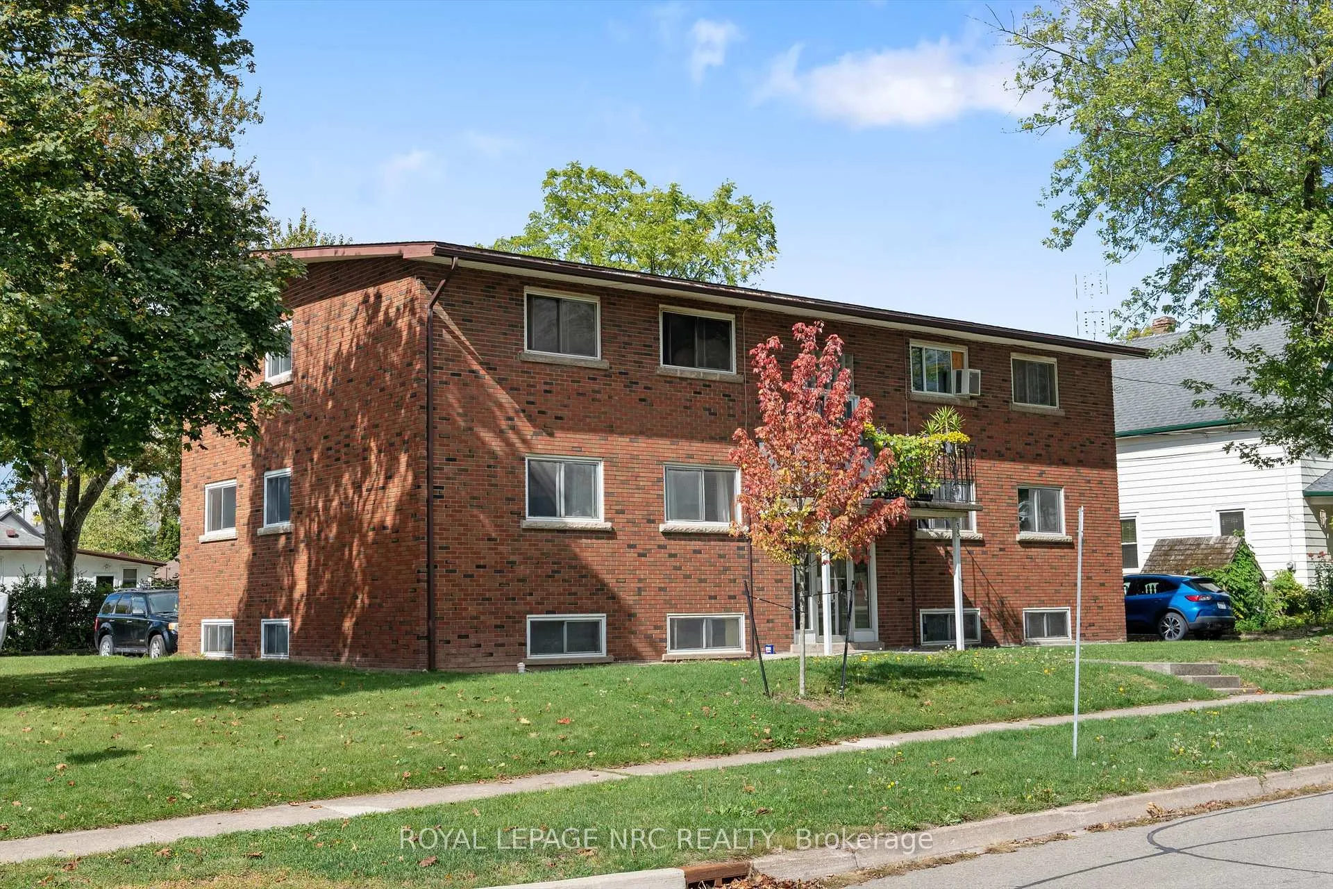 Photo 2 of 35 Aqueduct Street, Welland, Prince Charles — HOMEH
