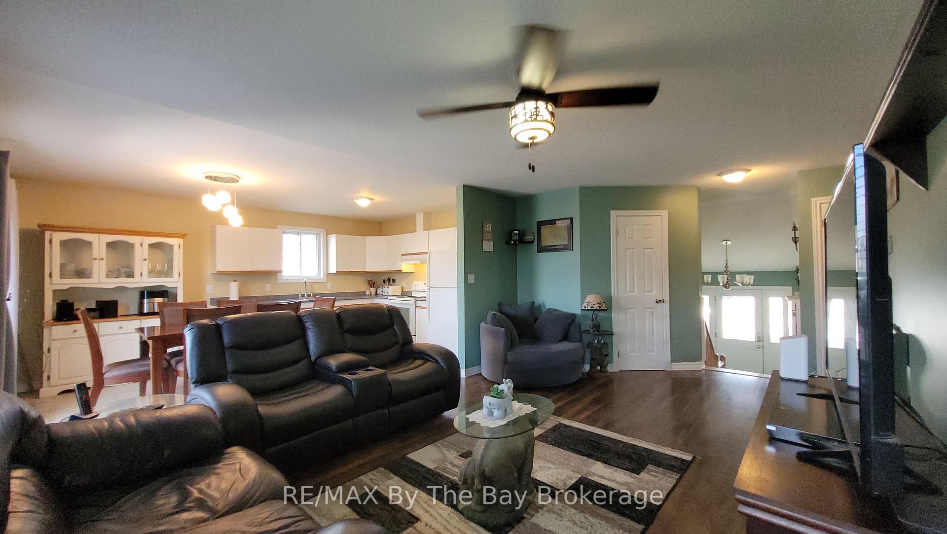 Photo 9 of 36A Meadowlark Boulevard, Wasaga Beach — HOMEH