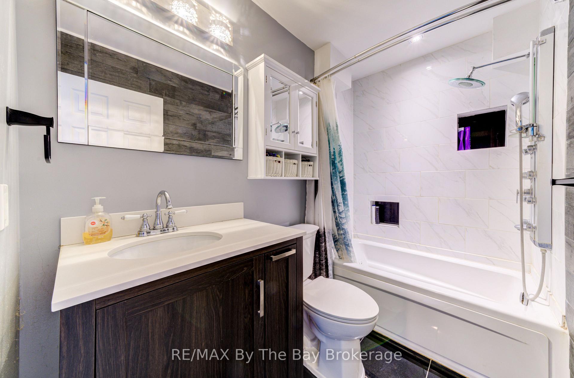Photo 15 of 36A Meadowlark Boulevard, Wasaga Beach — HOMEH