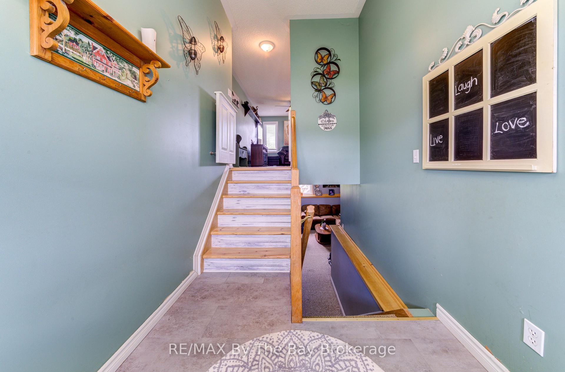 Photo 16 of 36A Meadowlark Boulevard, Wasaga Beach — HOMEH