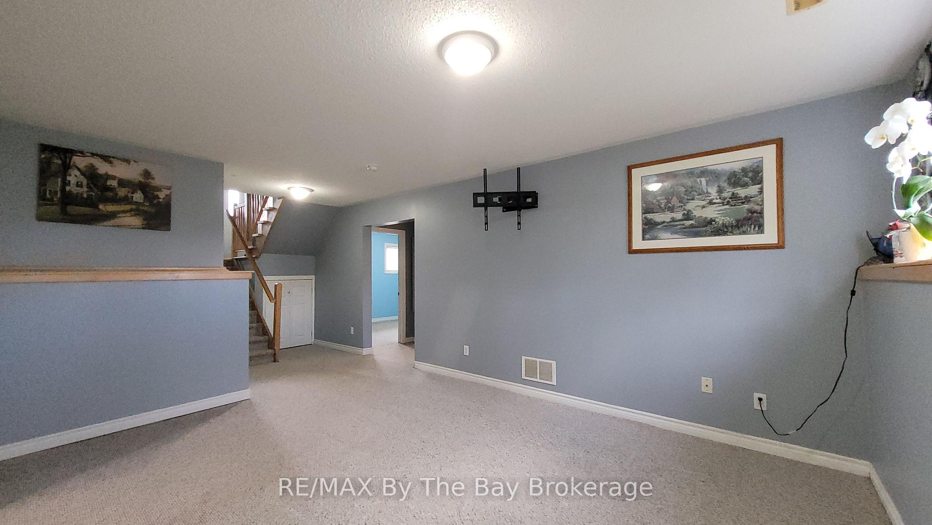 Photo 19 of 36A Meadowlark Boulevard, Wasaga Beach — HOMEH