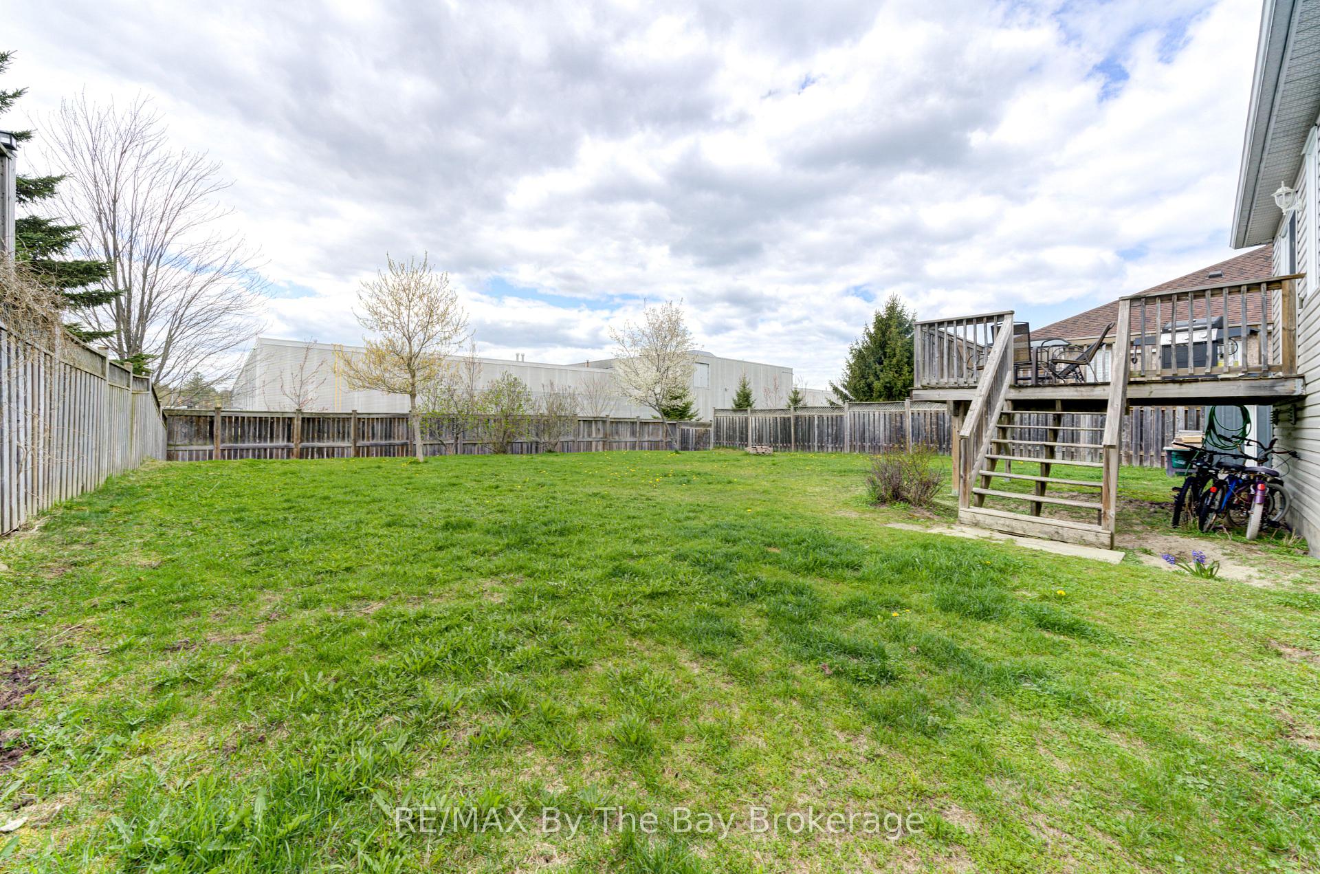 Photo 31 of 36A Meadowlark Boulevard, Wasaga Beach — HOMEH