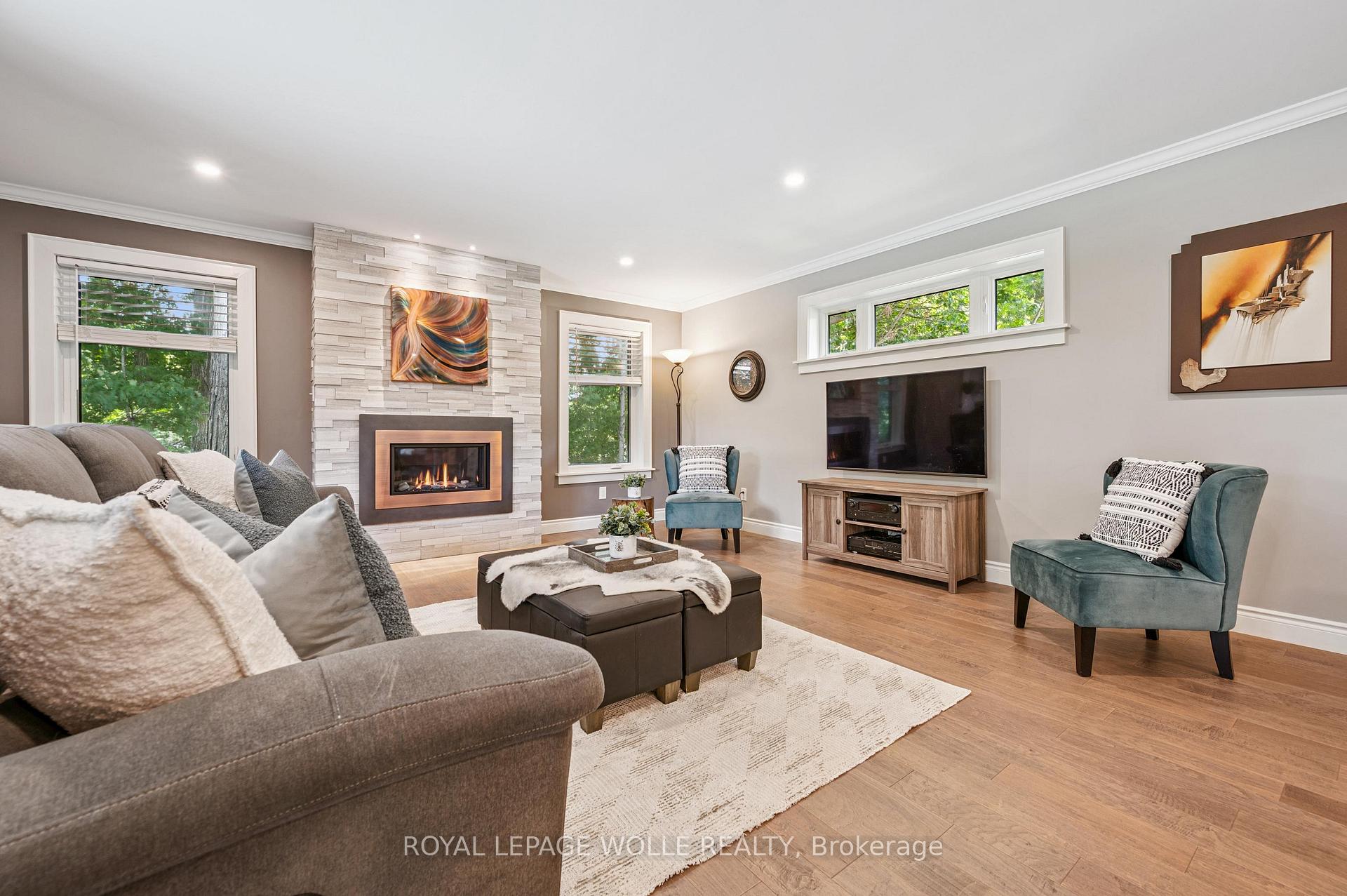 Photo 19 of 558 Elm Ridge Place, Waterloo — HOMEH