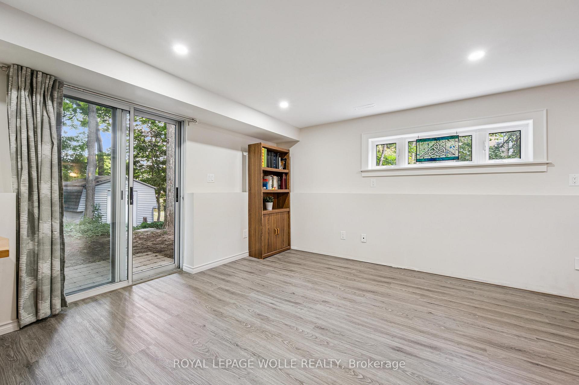 Photo 24 of 558 Elm Ridge Place, Waterloo — HOMEH