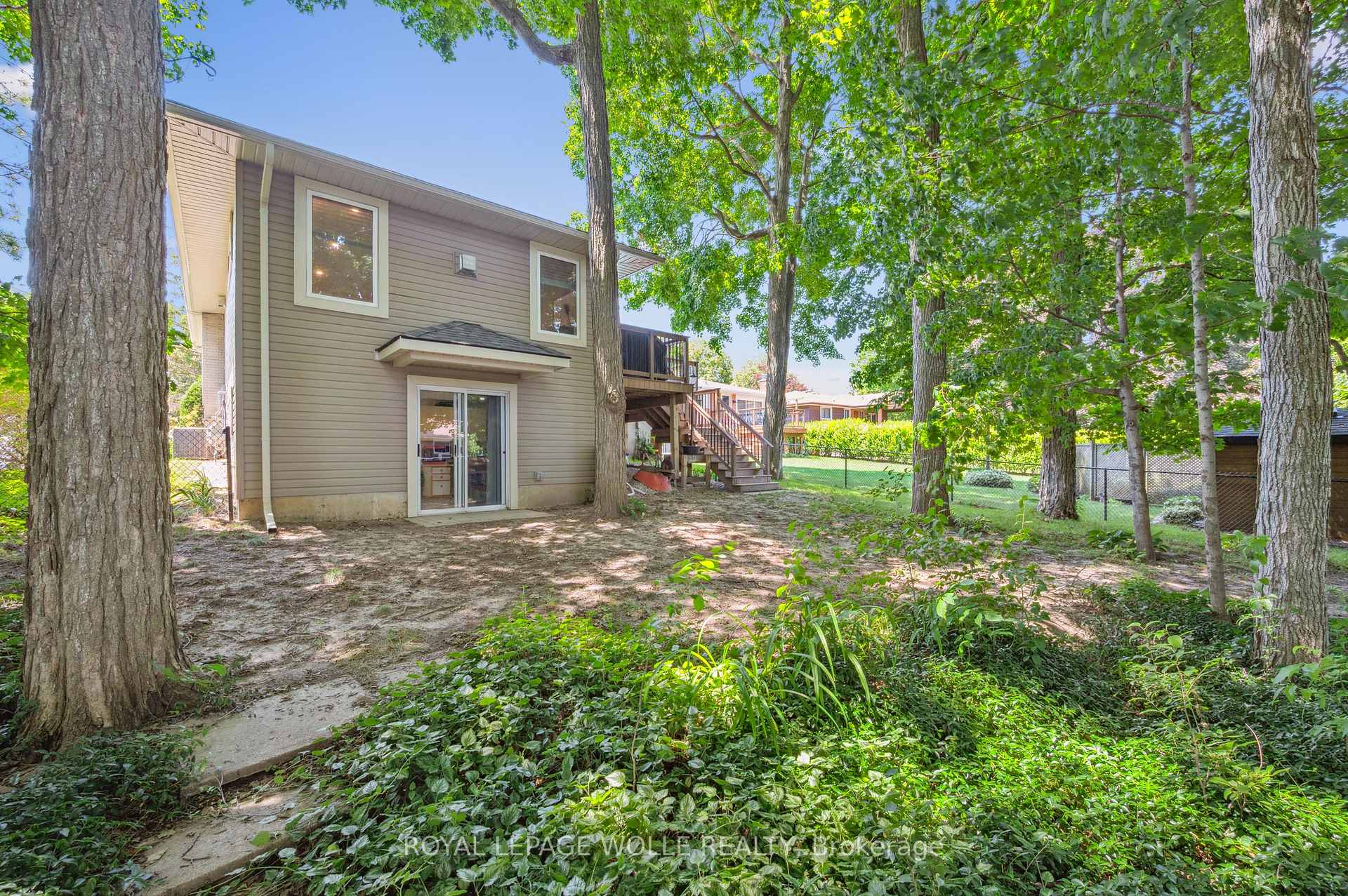 Photo 32 of 558 Elm Ridge Place, Waterloo — HOMEH