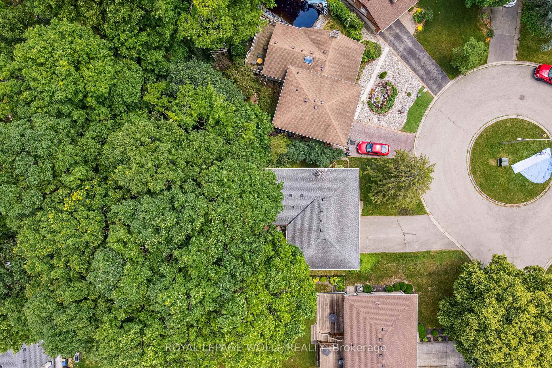 Photo 37 of 558 Elm Ridge Place, Waterloo — HOMEH