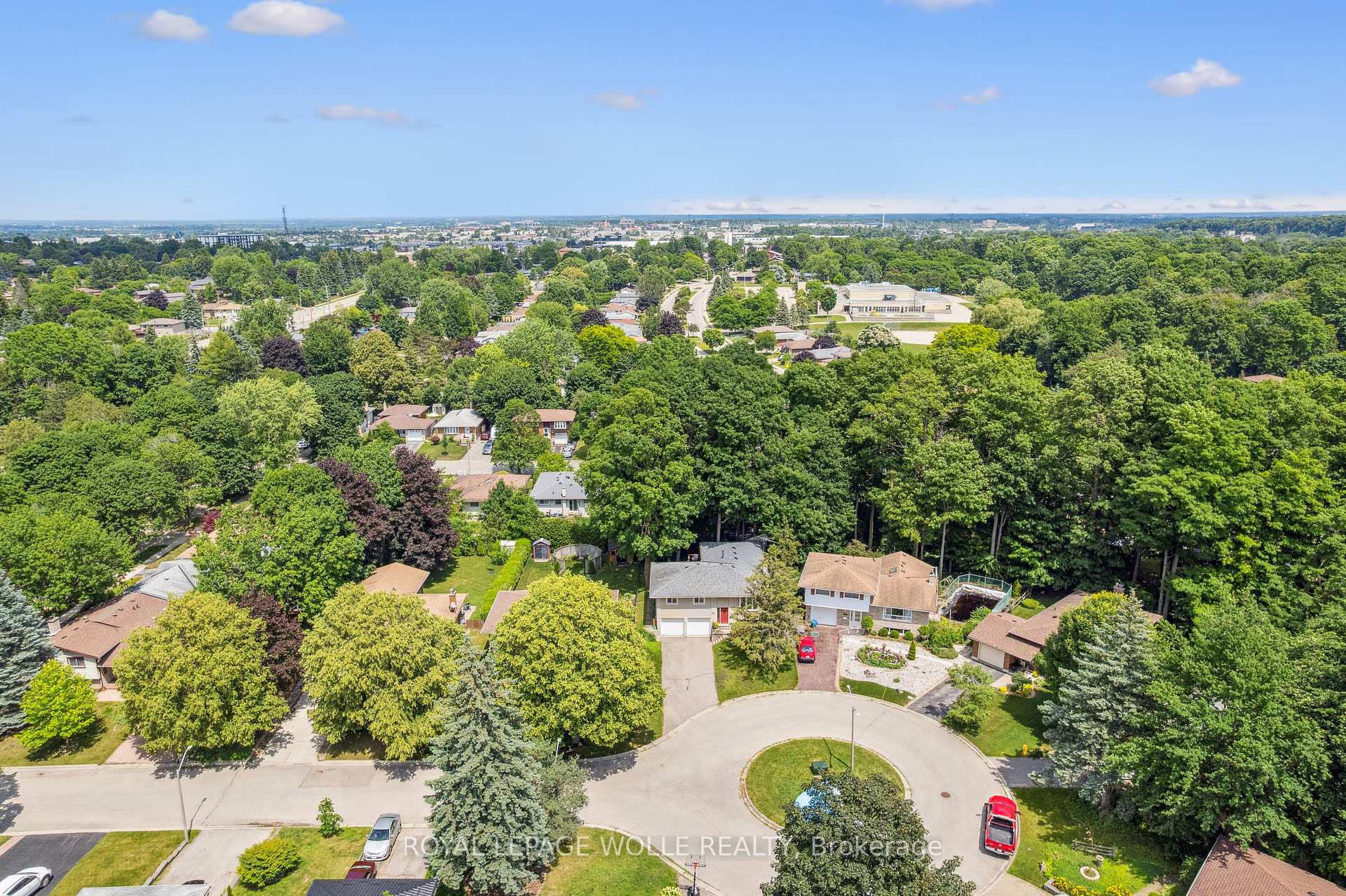 Photo 38 of 558 Elm Ridge Place, Waterloo — HOMEH