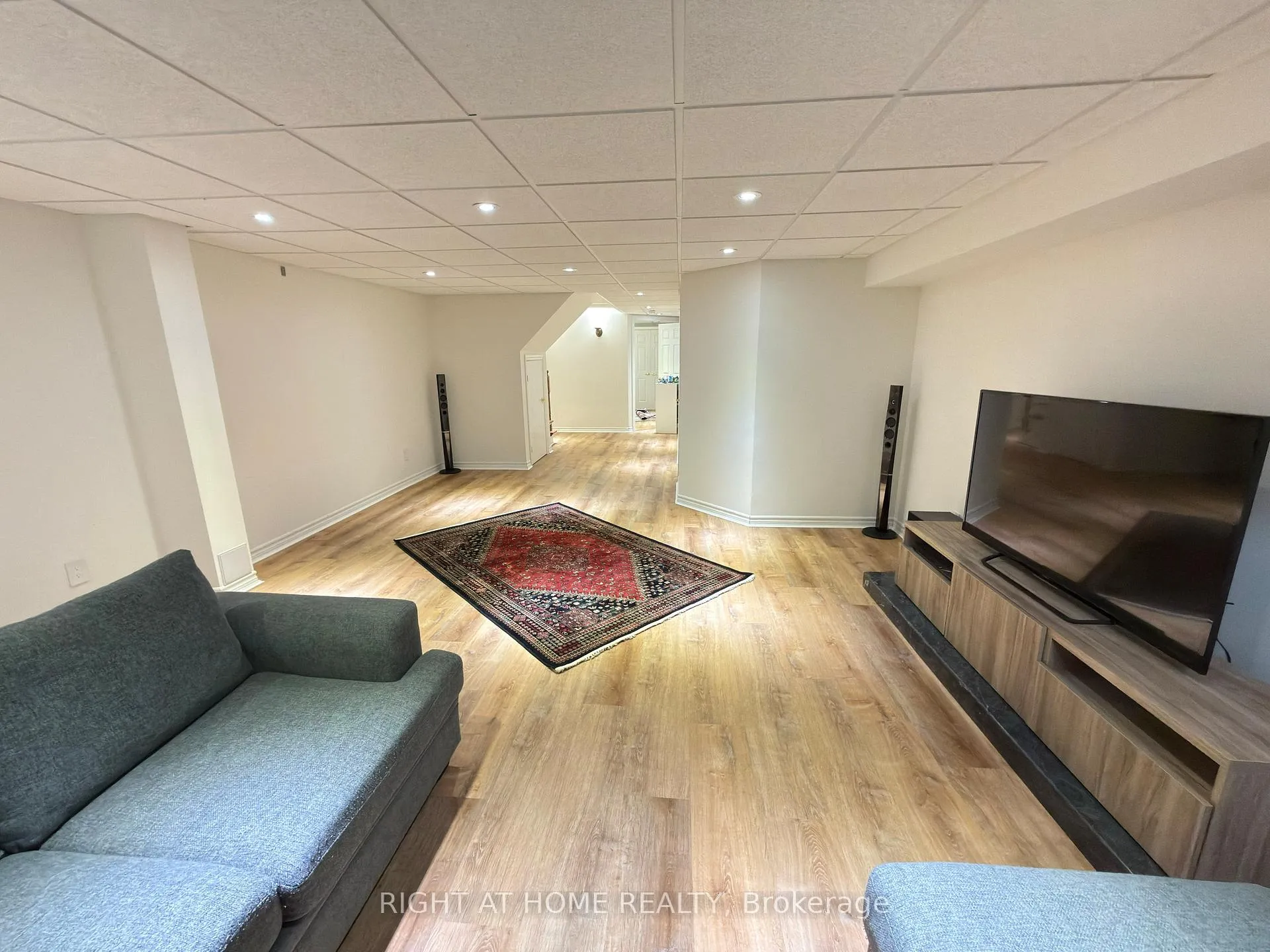 Photo 3 of 3 Bellagio Crescent, Vaughan, Patterson — HOMEH