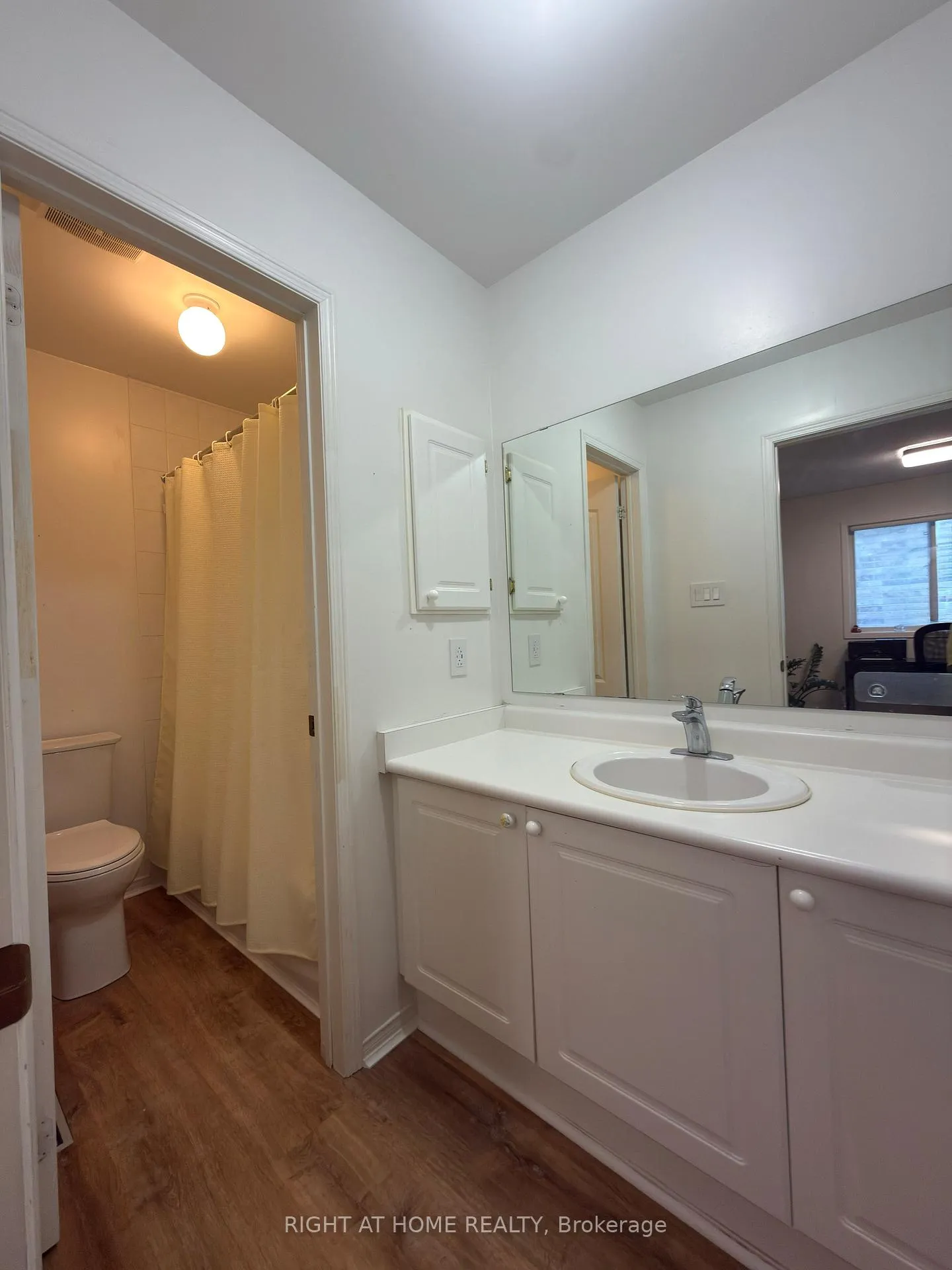 Photo 21 of 3 Bellagio Crescent, Vaughan, Patterson — HOMEH
