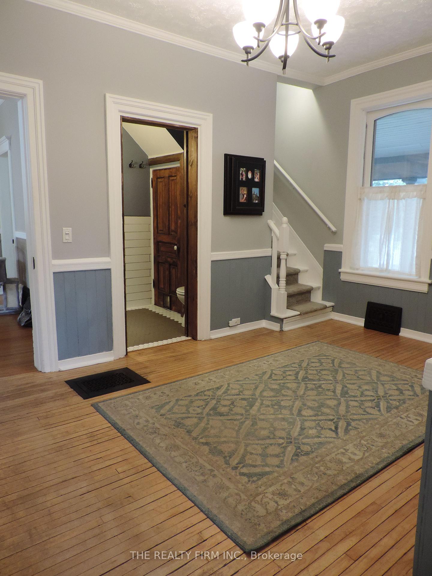 Photo 18 of 11 South Street E, Aylmer — HOMEH