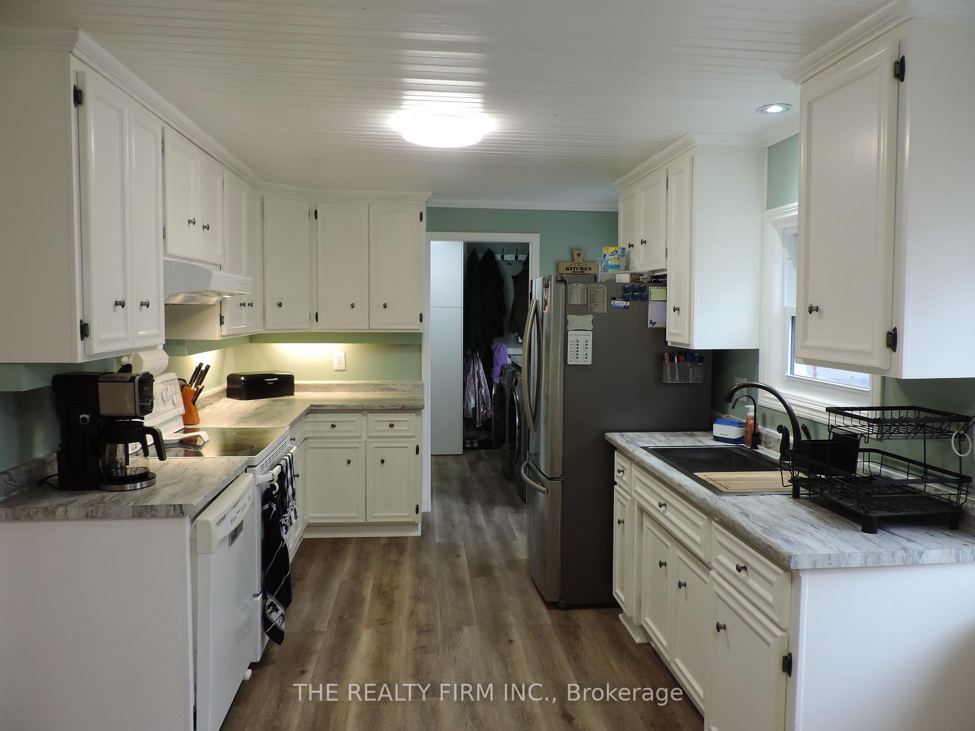 Photo 12 of 11 South Street E, Aylmer — HOMEH