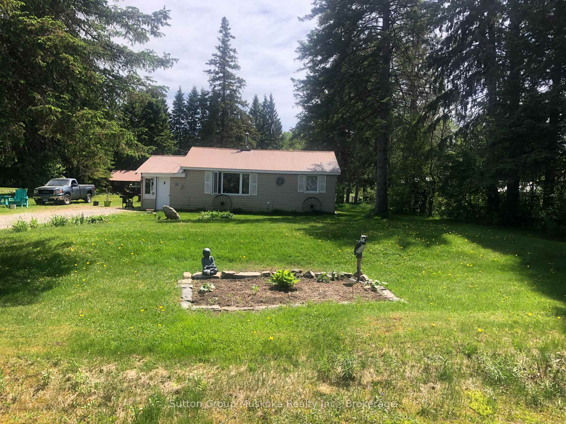Photo 2 of 25 Doe Lake Rd., Armour, Katrine — HOMEH