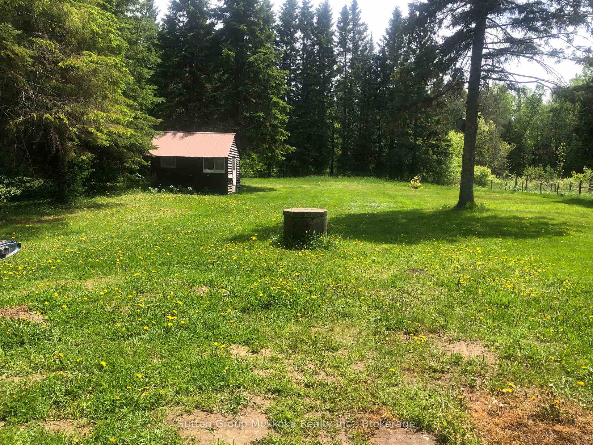 Photo 9 of 25 Doe Lake Rd., Armour, Katrine — HOMEH
