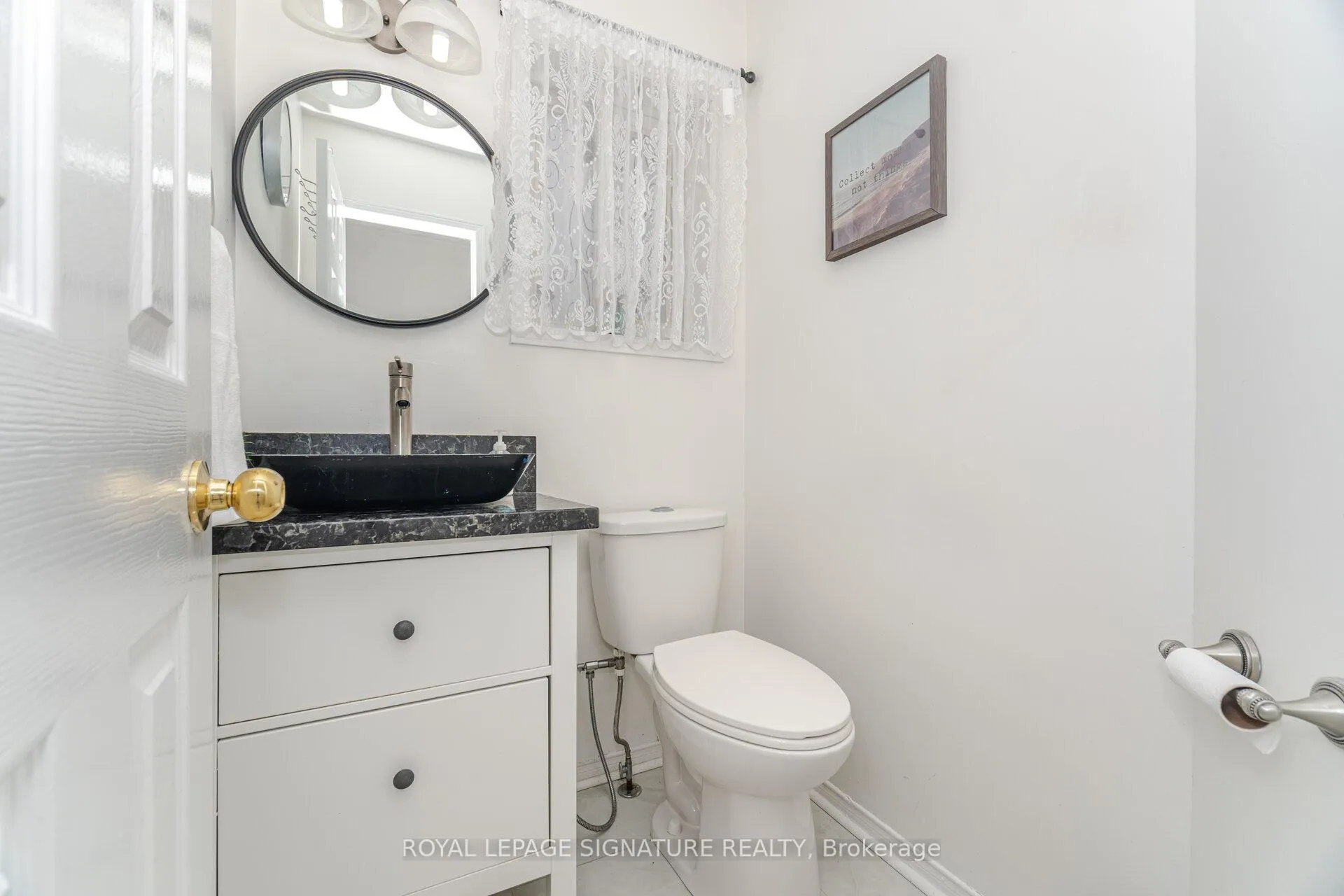 Photo 20 of 184 Lindenshire Avenue, Vaughan, Maple — HOMEH