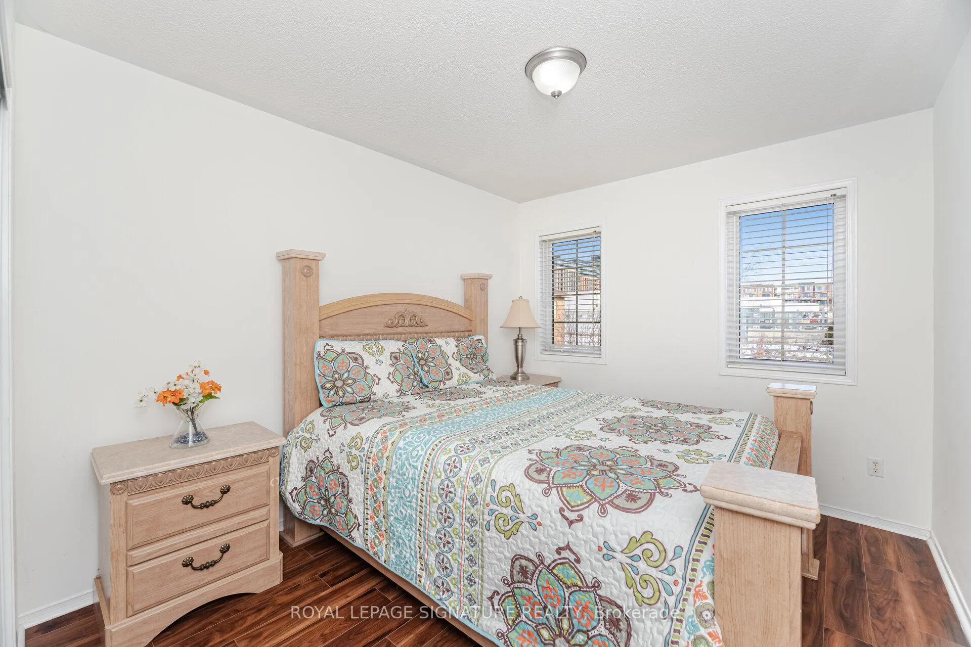 Photo 28 of 184 Lindenshire Avenue, Vaughan, Maple — HOMEH