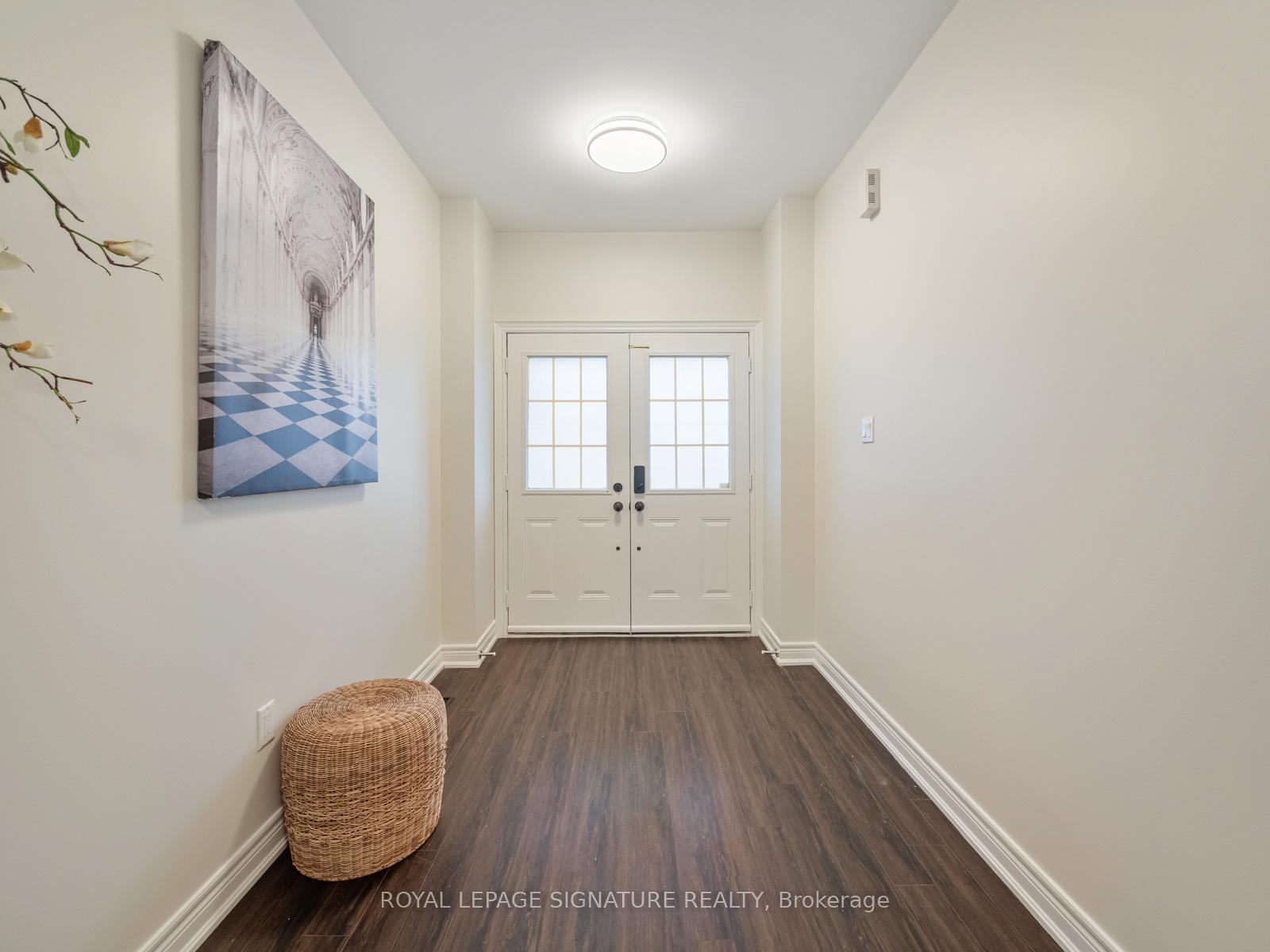 Photo 3 of 277 Bathurst Glen Drive, Vaughan, Patterson — HOMEH