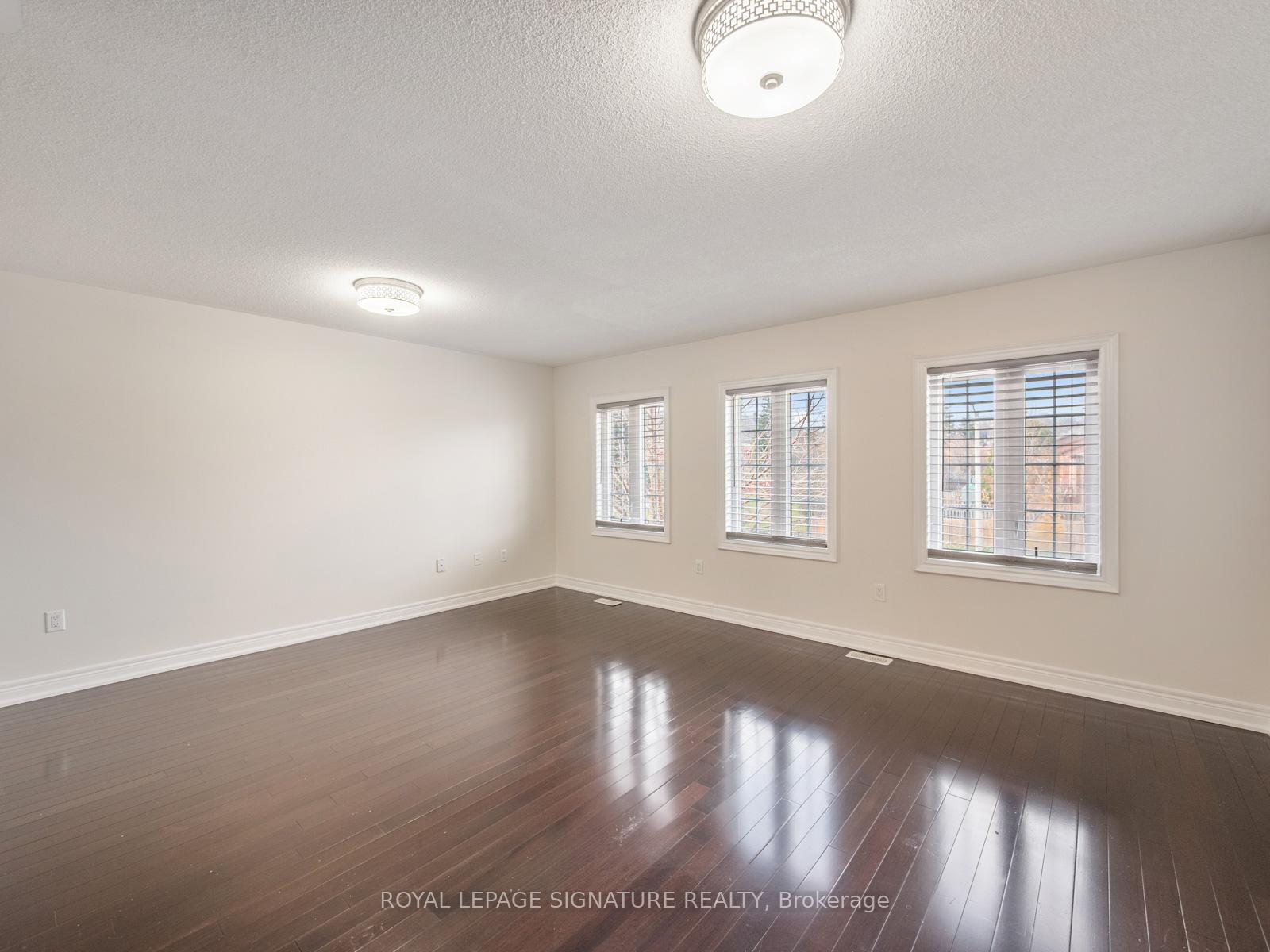 Photo 27 of 277 Bathurst Glen Drive, Vaughan, Patterson — HOMEH