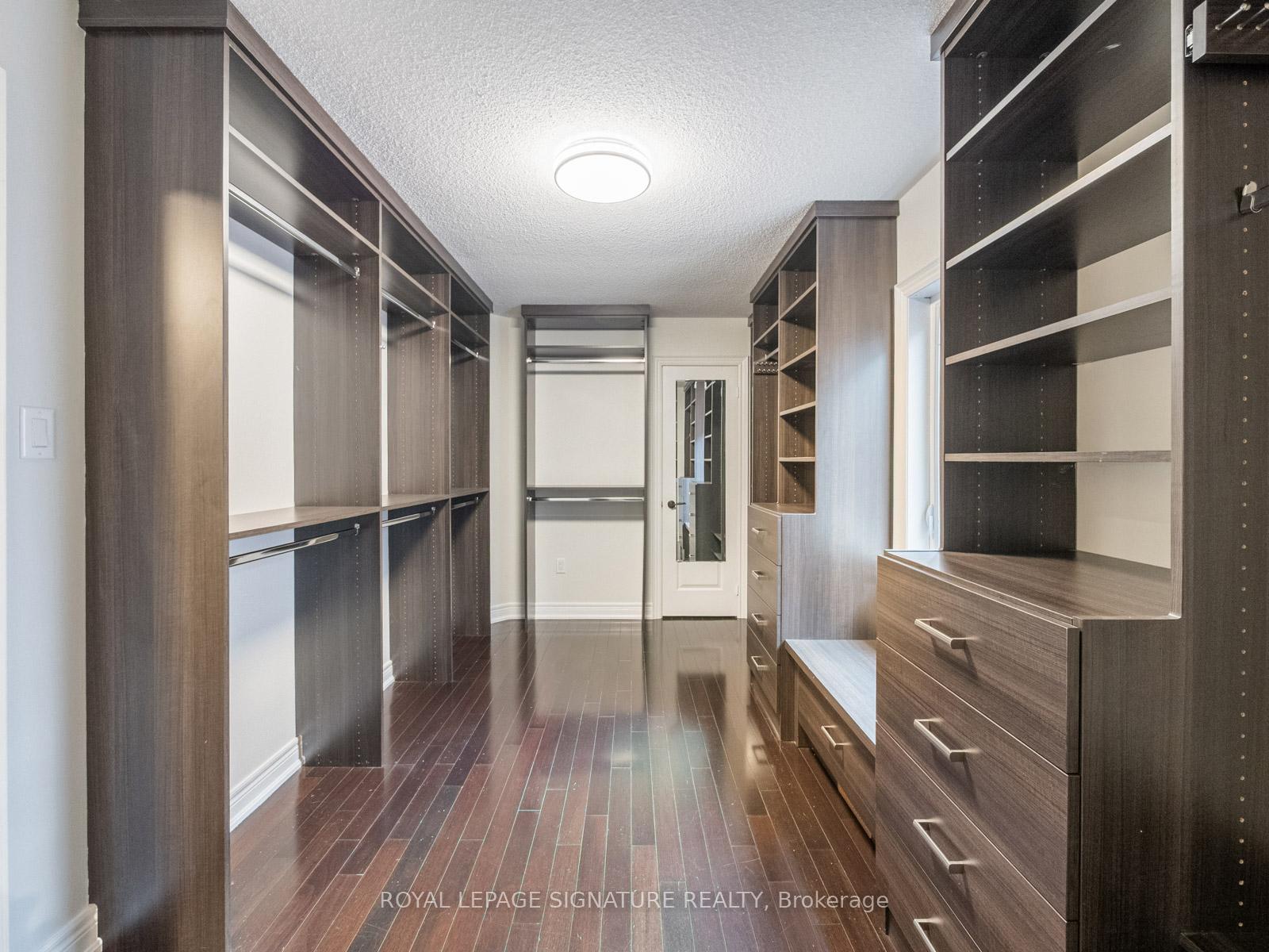 Photo 33 of 277 Bathurst Glen Drive, Vaughan, Patterson — HOMEH