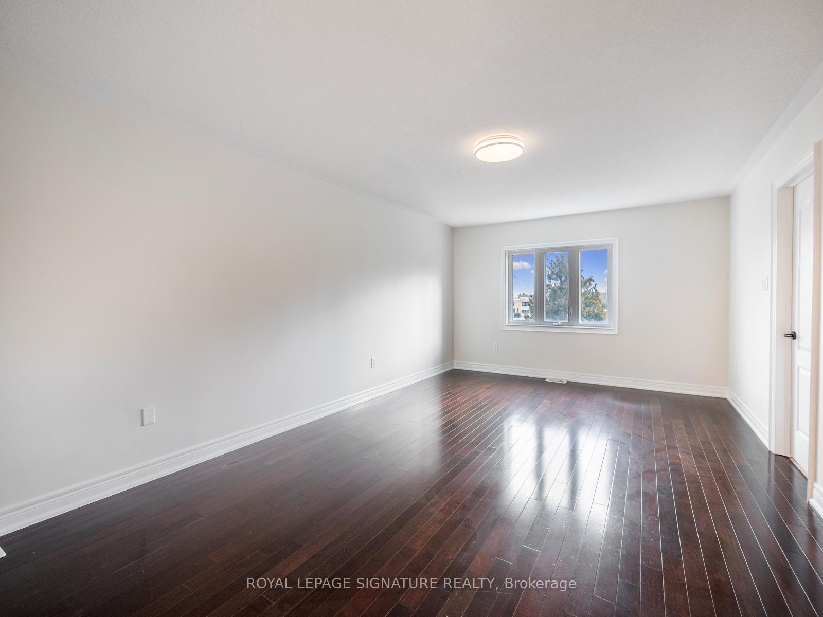 Photo 36 of 277 Bathurst Glen Drive, Vaughan, Patterson — HOMEH
