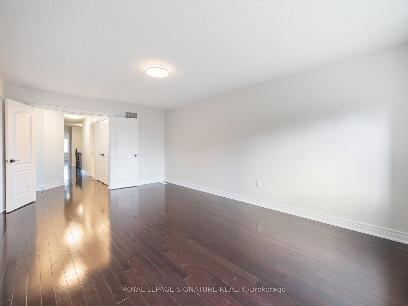 Photo 38 of 277 Bathurst Glen Drive, Vaughan, Patterson — HOMEH