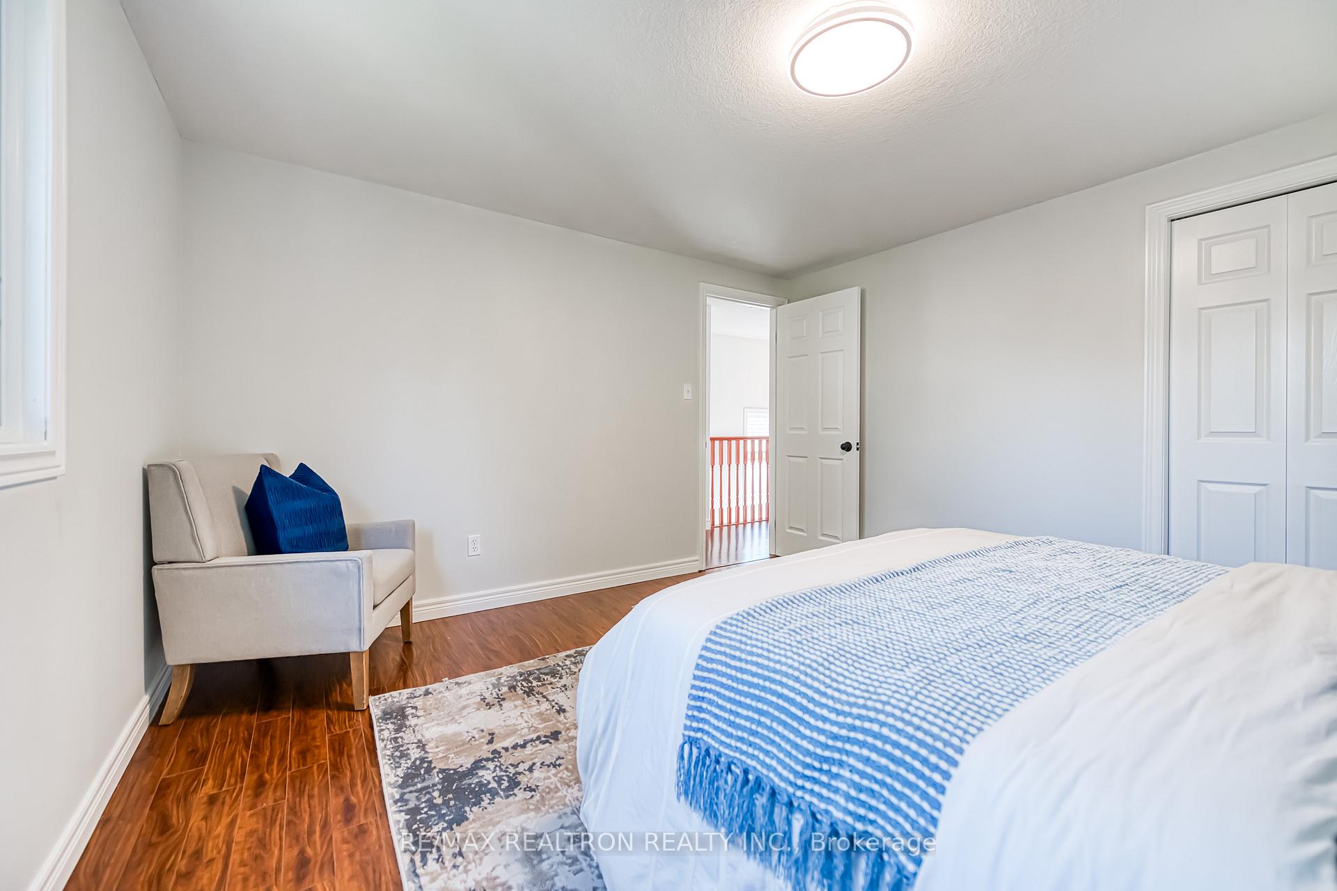 Photo 30 of 634 Violet Street, Waterloo, Columbia Forest — HOMEH
