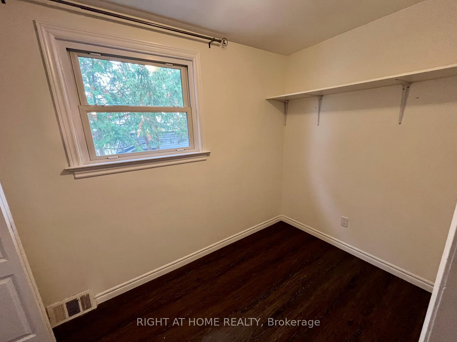 Photo 6 of 91 Victoria Street, Barrie, Sanford — HOMEH