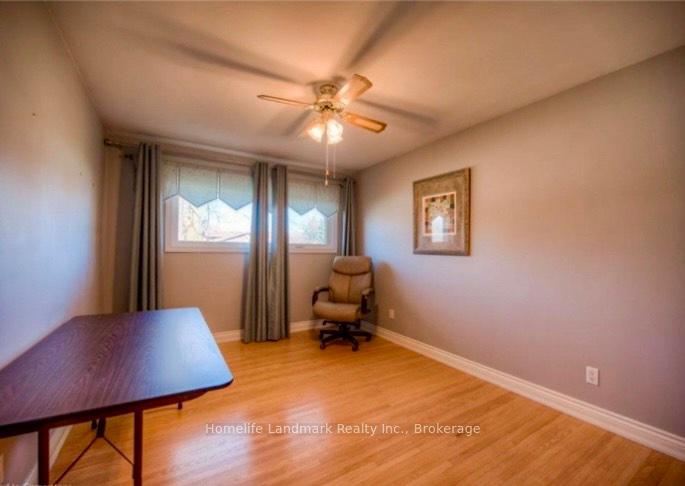 Photo 11 of 251 Willowdale Place, Waterloo — HOMEH