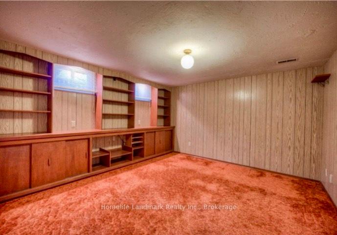 Photo 16 of 251 Willowdale Place, Waterloo — HOMEH