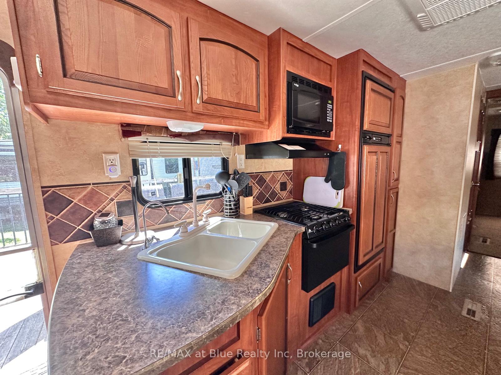 Photo 7 of Unit W 68, 7489 Sideroad 5 E, Wellington North, Rural Wellington North — HOMEH