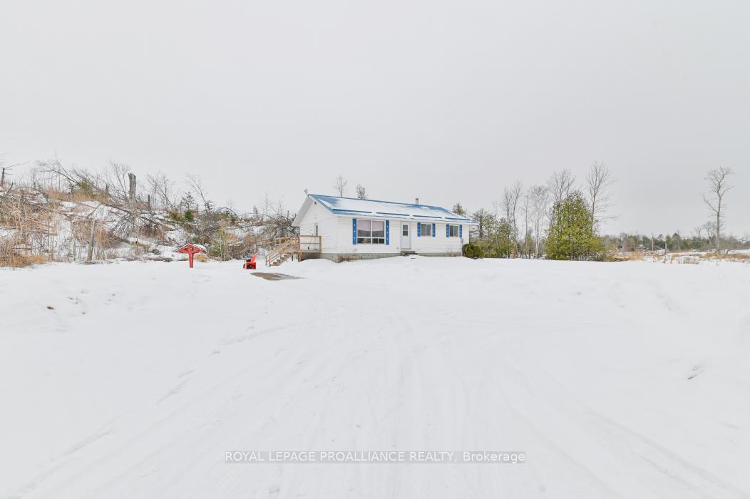 Photo 2 of 109770 Highway 7, Tweed, Elzevir (Twp) — HOMEH