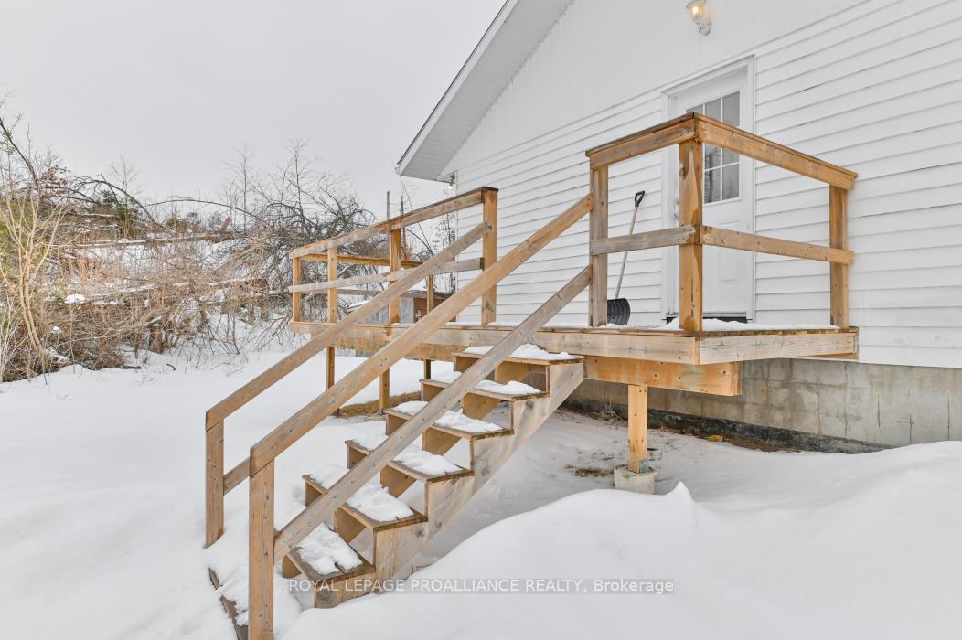 Photo 8 of 109770 Highway 7, Tweed, Elzevir (Twp) — HOMEH