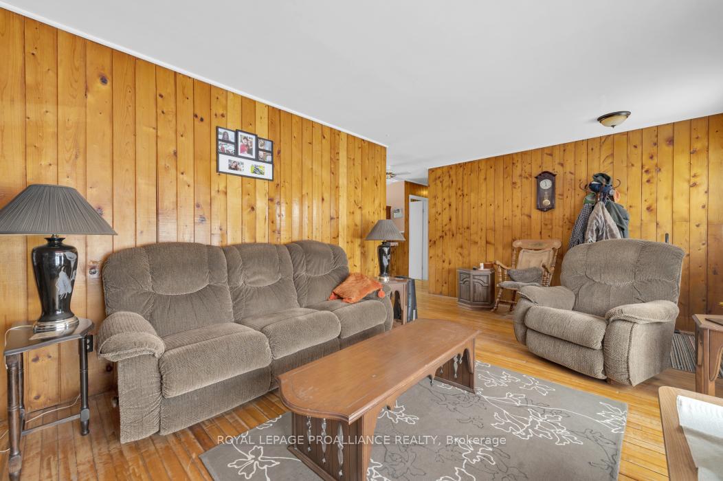 Photo 16 of 109770 Highway 7, Tweed, Elzevir (Twp) — HOMEH