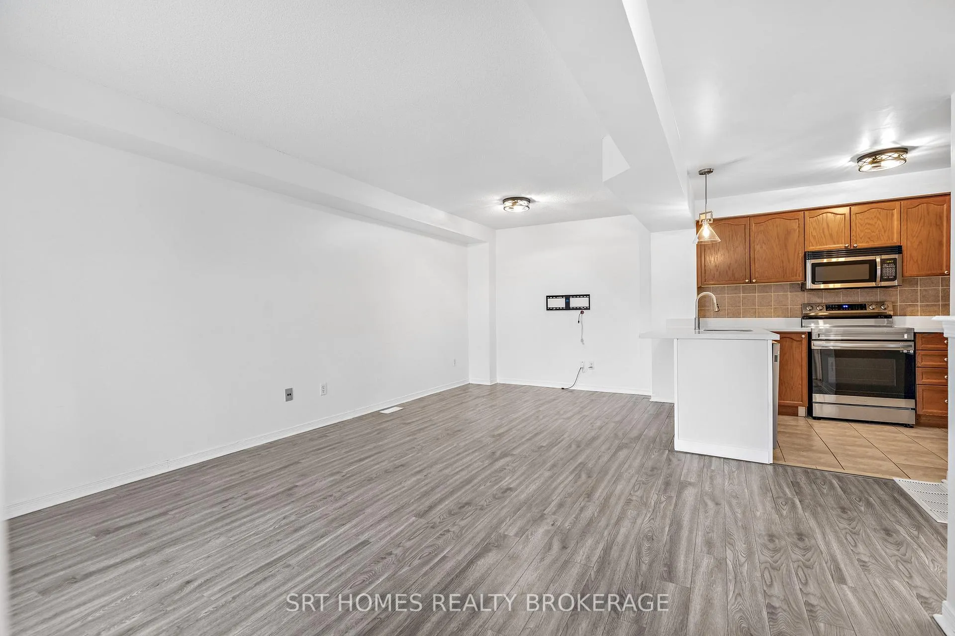 Photo 9 of 21 Webbford Street, Ajax, South West — HOMEH