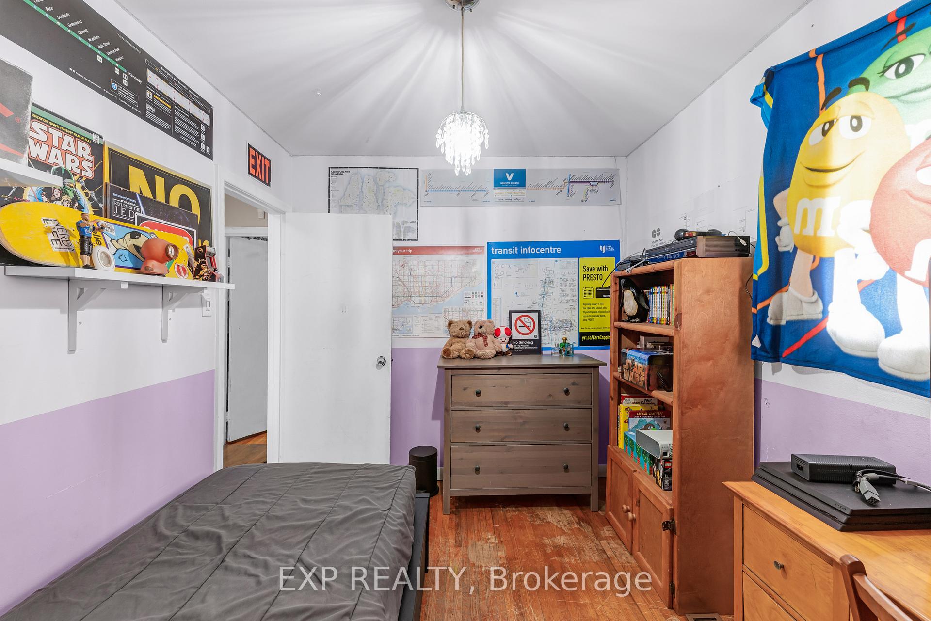 Photo 15 of 5 Kitimat Crescent, Aurora, Aurora Heights — HOMEH