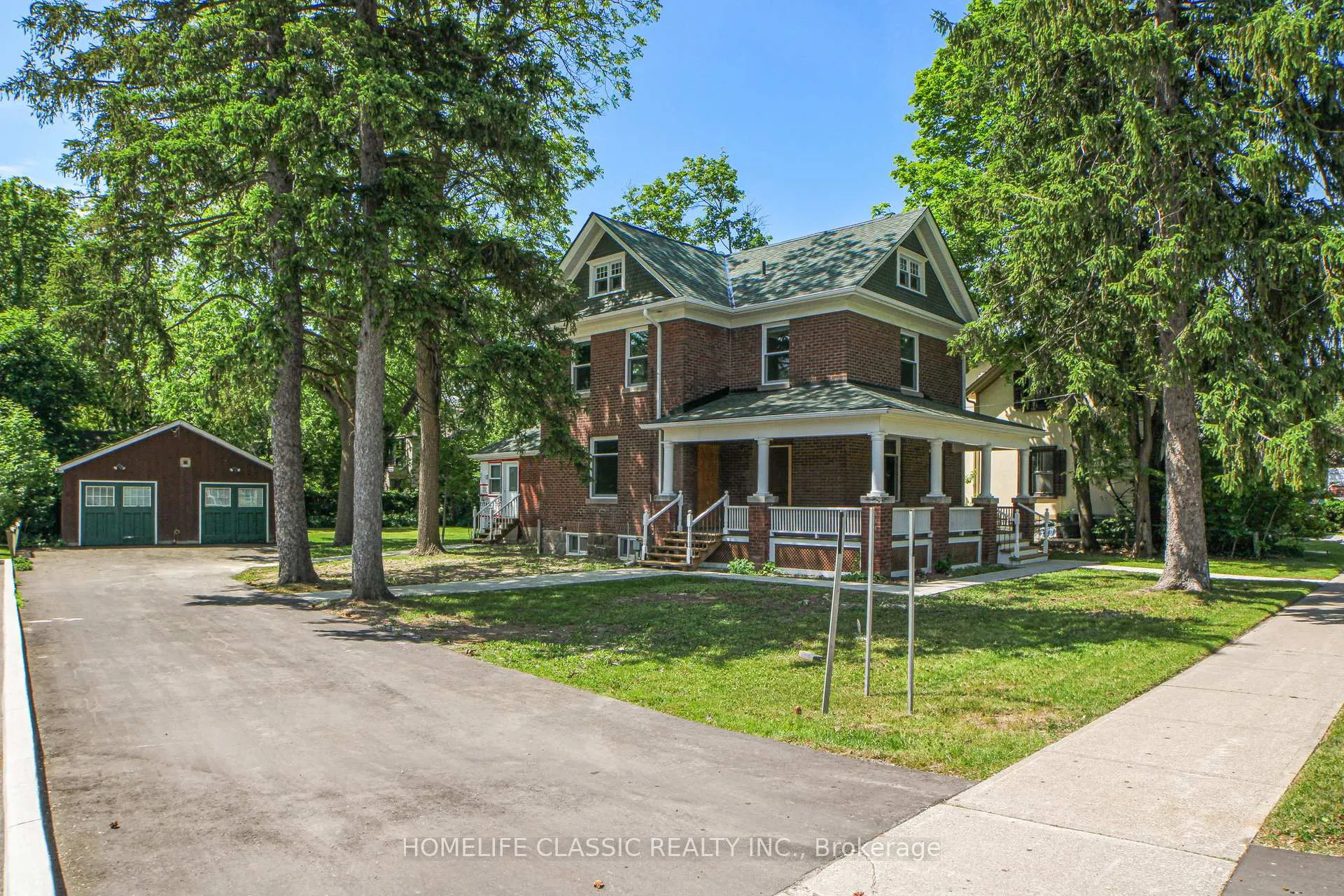 Photo 1 of Unit Unit A, 33 Centre Street, Vaughan, Crestwood-Springfarm-Yorkhill — HOMEH