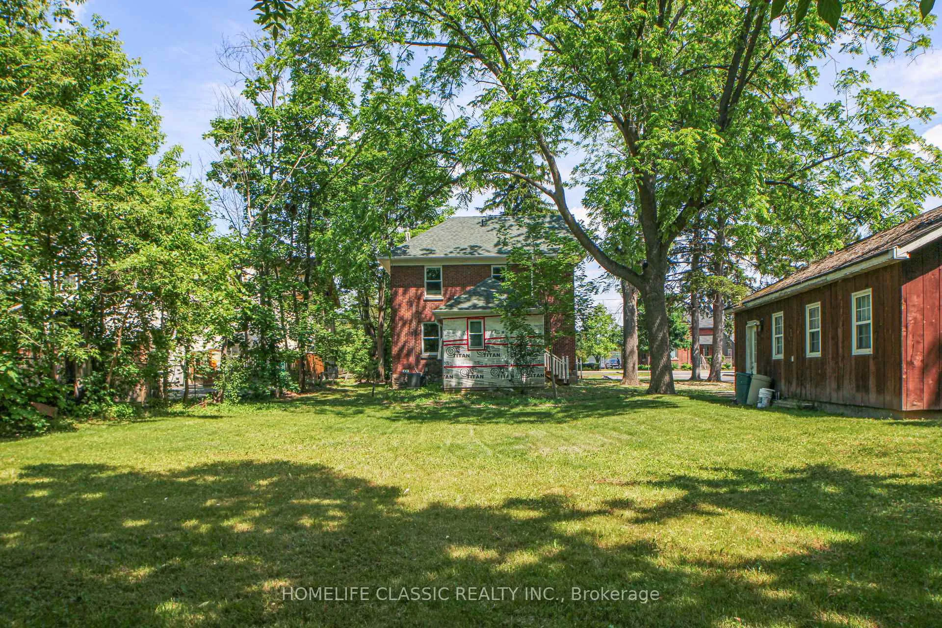 Photo 22 of Unit Unit A, 33 Centre Street, Vaughan, Crestwood-Springfarm-Yorkhill — HOMEH