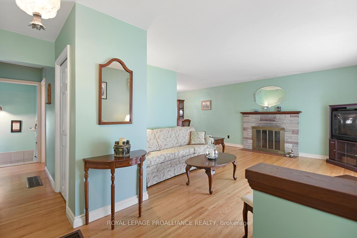 Photo 15 of 3507 Charleville Road, Augusta, Augusta Twp — HOMEH