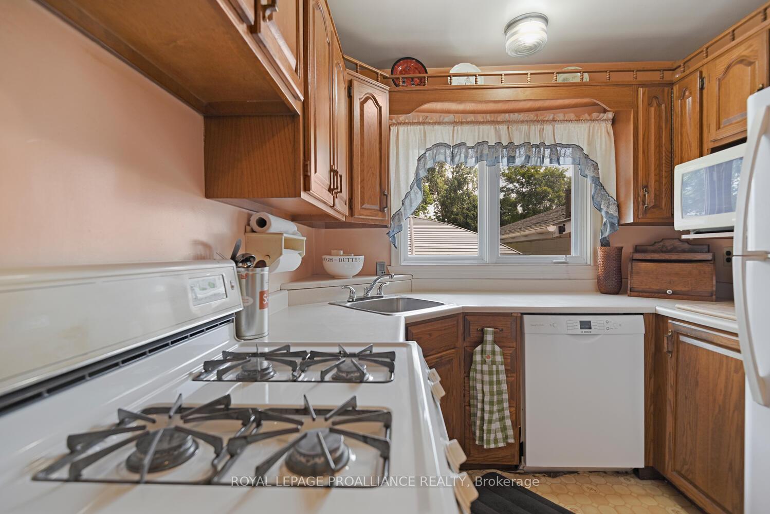 Photo 8 of 3507 Charleville Road, Augusta, Augusta Twp — HOMEH