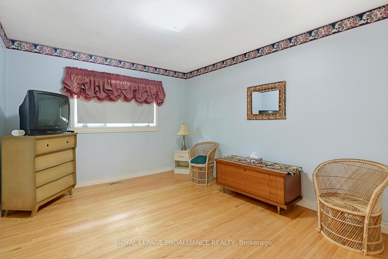 Photo 10 of 3507 Charleville Road, Augusta, Augusta Twp — HOMEH