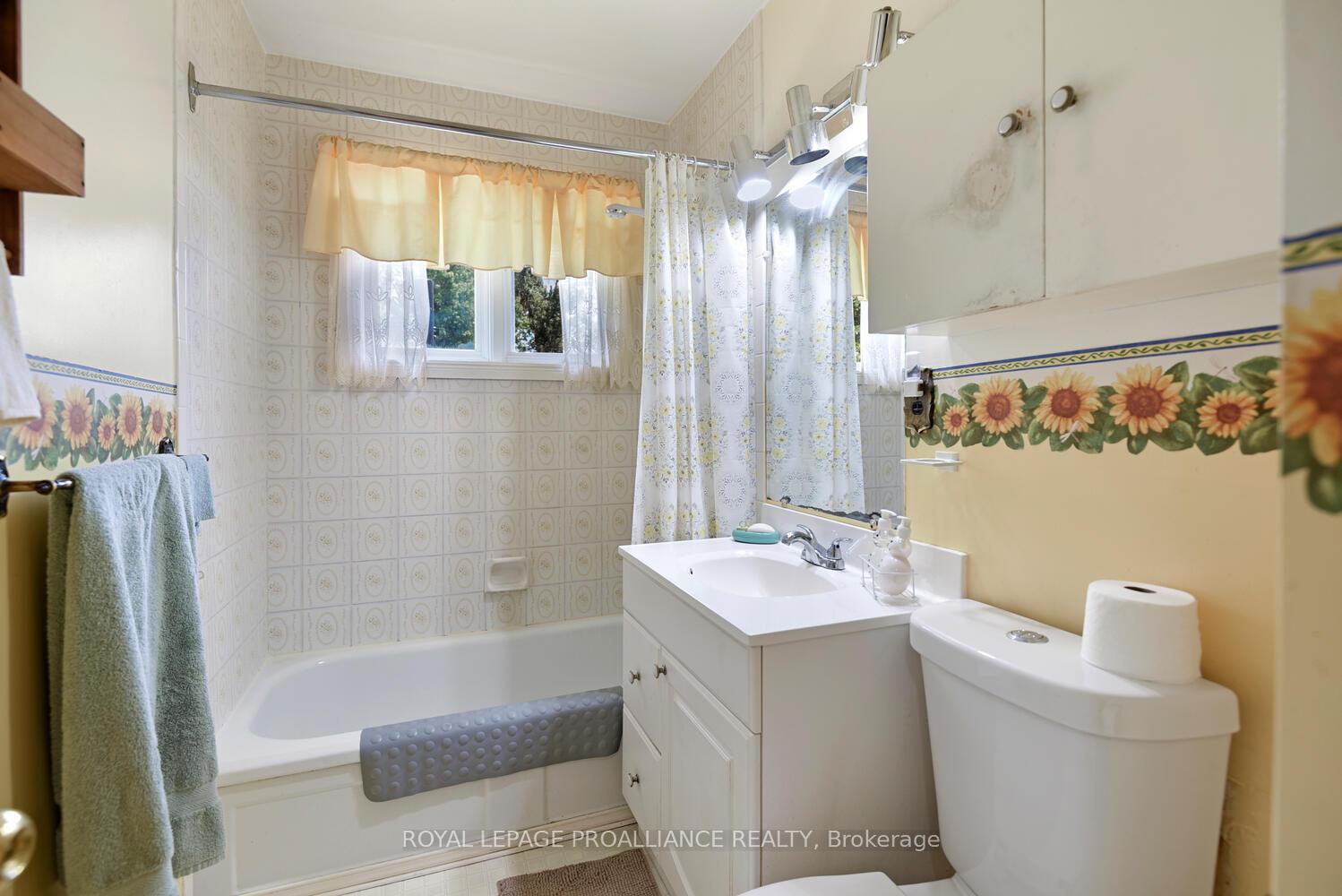 Photo 12 of 3507 Charleville Road, Augusta, Augusta Twp — HOMEH