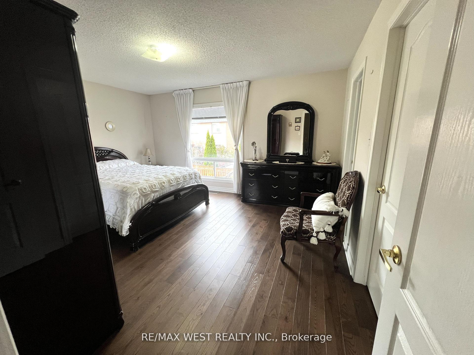 Photo 15 of 40 Toscana Road, Vaughan, Sonoma Heights — HOMEH