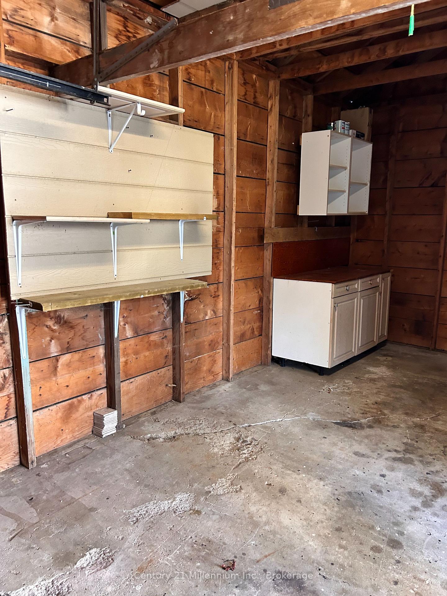Photo 7 of 1310 Mosley Street, Wasaga Beach — HOMEH