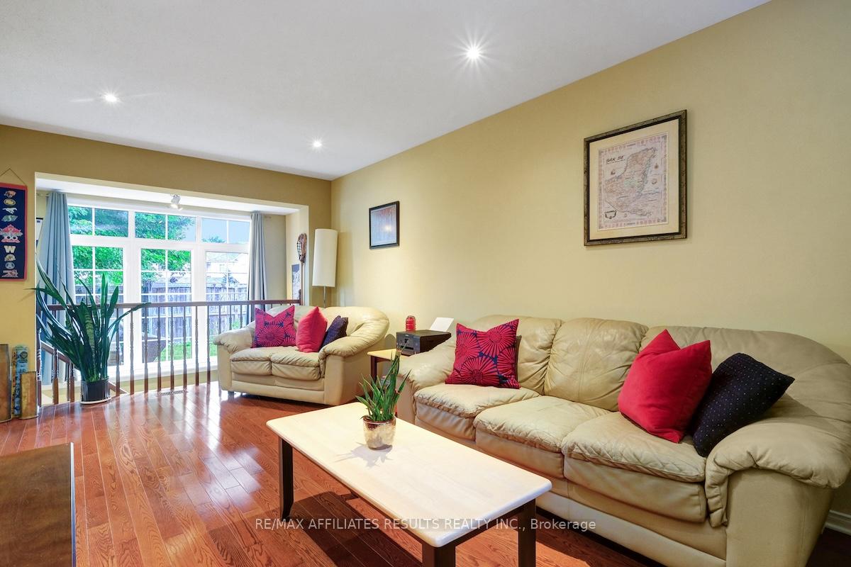 Photo 6 of 310 Silbrass Private, Ottawa, Barrhaven - Stonebridge — HOMEH