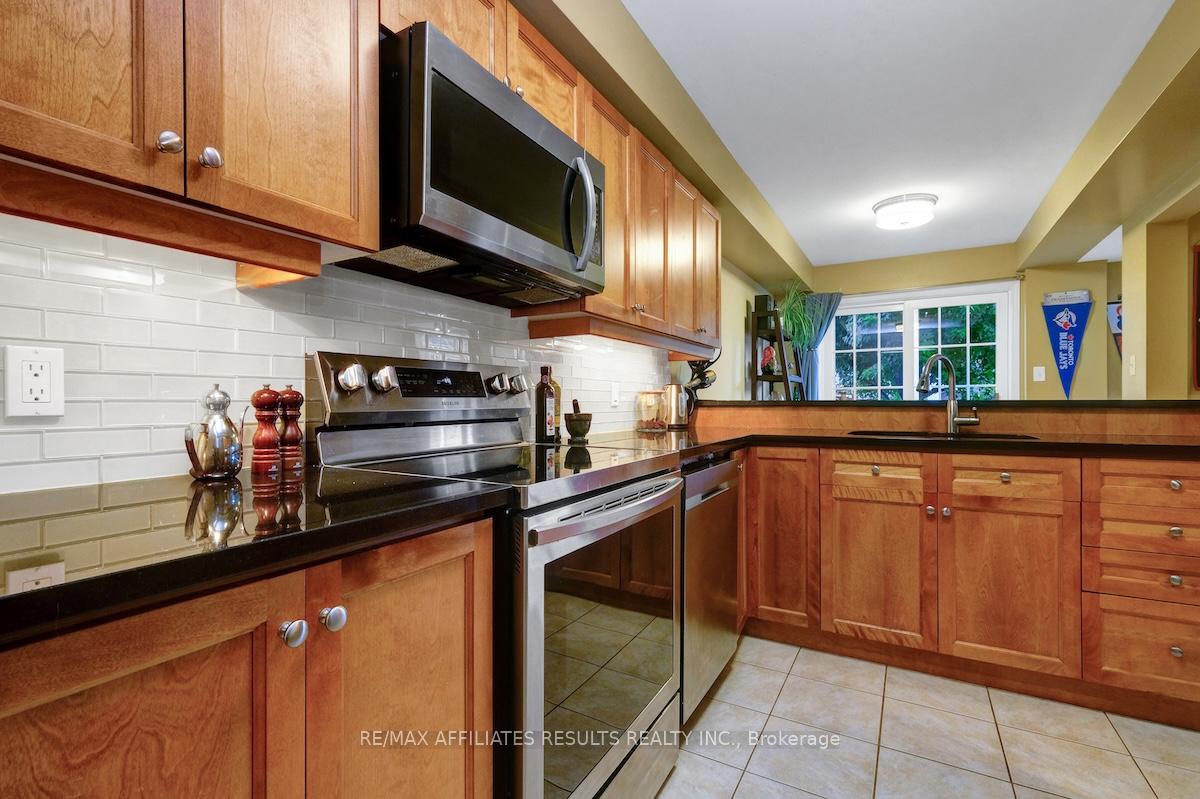 Photo 11 of 310 Silbrass Private, Ottawa, Barrhaven - Stonebridge — HOMEH