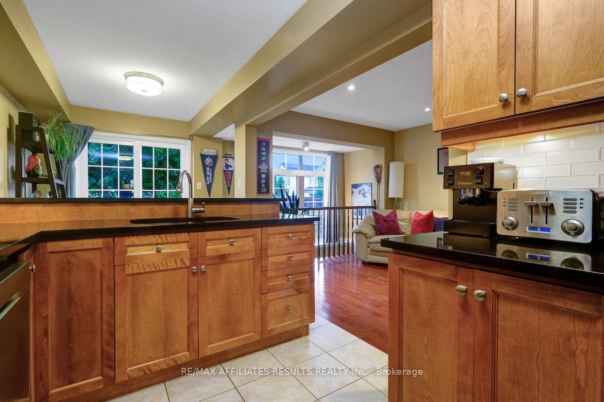 Photo 14 of 310 Silbrass Private, Ottawa, Barrhaven - Stonebridge — HOMEH