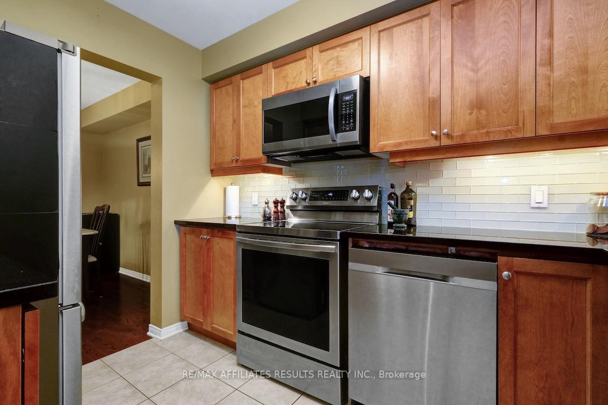 Photo 12 of 310 Silbrass Private, Ottawa, Barrhaven - Stonebridge — HOMEH