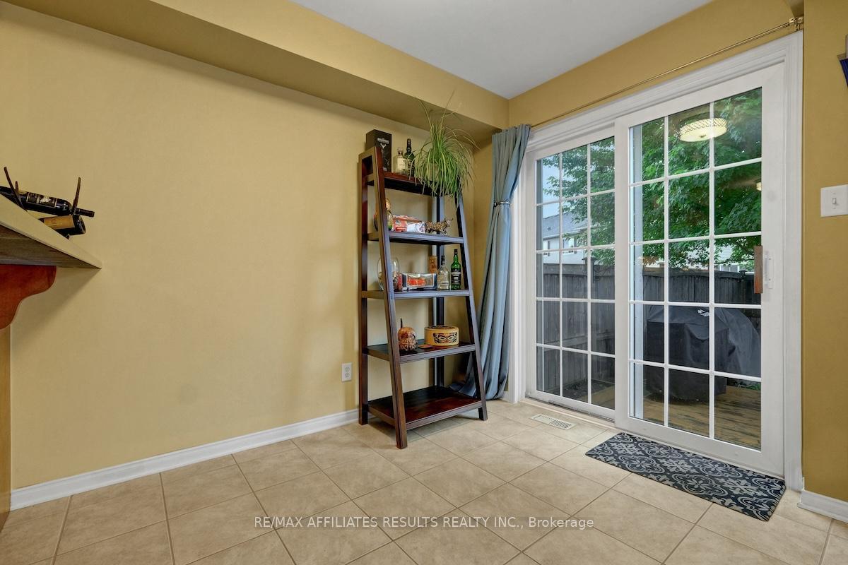 Photo 16 of 310 Silbrass Private, Ottawa, Barrhaven - Stonebridge — HOMEH
