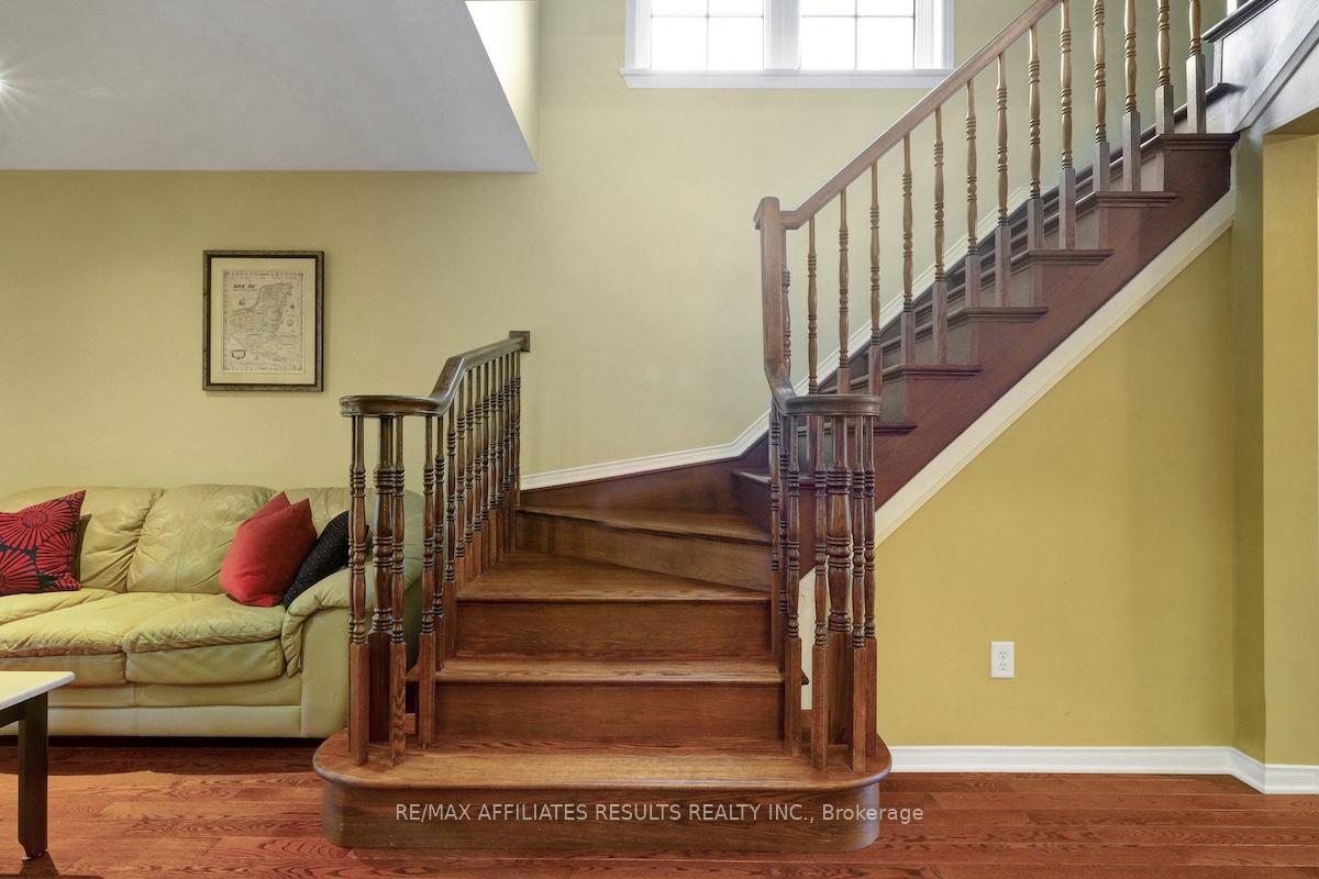 Photo 19 of 310 Silbrass Private, Ottawa, Barrhaven - Stonebridge — HOMEH